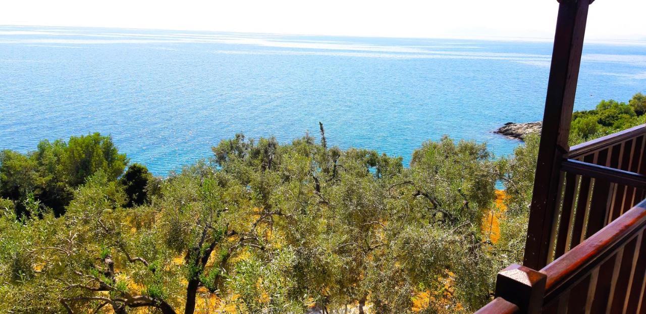 Villa Leonidas Greecefiloxenia Лефокастро Экстерьер фото